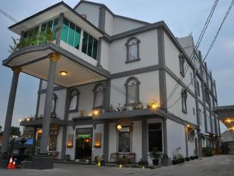 Ghotic Bandung