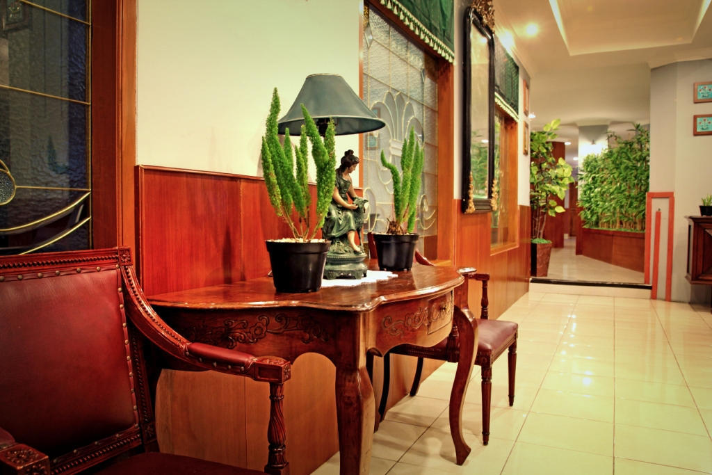 Ghotic Hotel