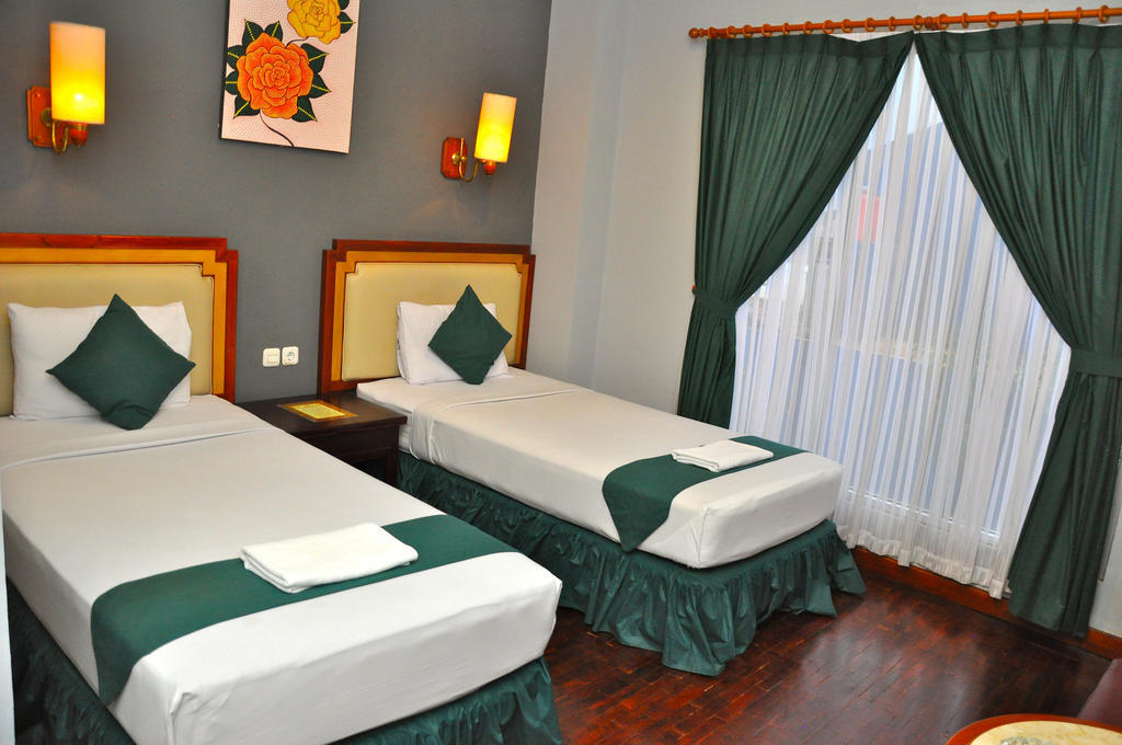Hotel Ghotic *